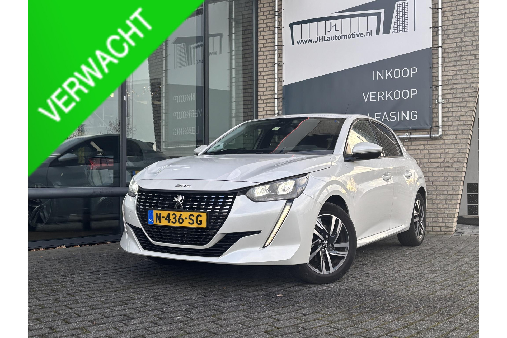 Peugeot 208 1.2 Allure*AUTOM.*ECC*CRUISE*NAVI*CAM*CARPLAY.*